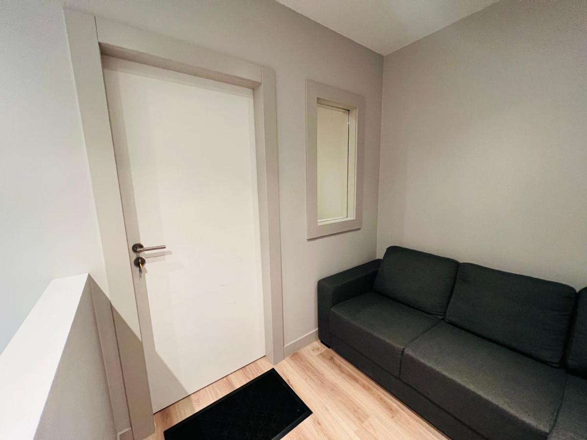Ruim App. Met Grote Garage Apartment Ypres Exterior photo